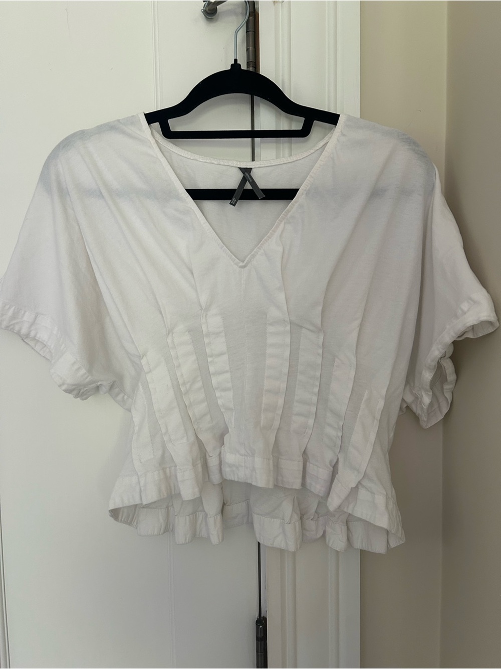 Anthropologie White V-Neck Short Sleeve Peplum Top